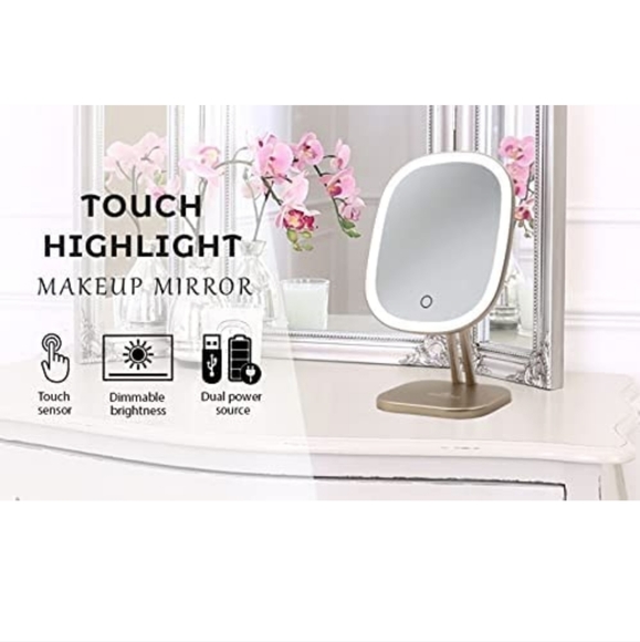 Makeup Mirror - Picture 3 of 4